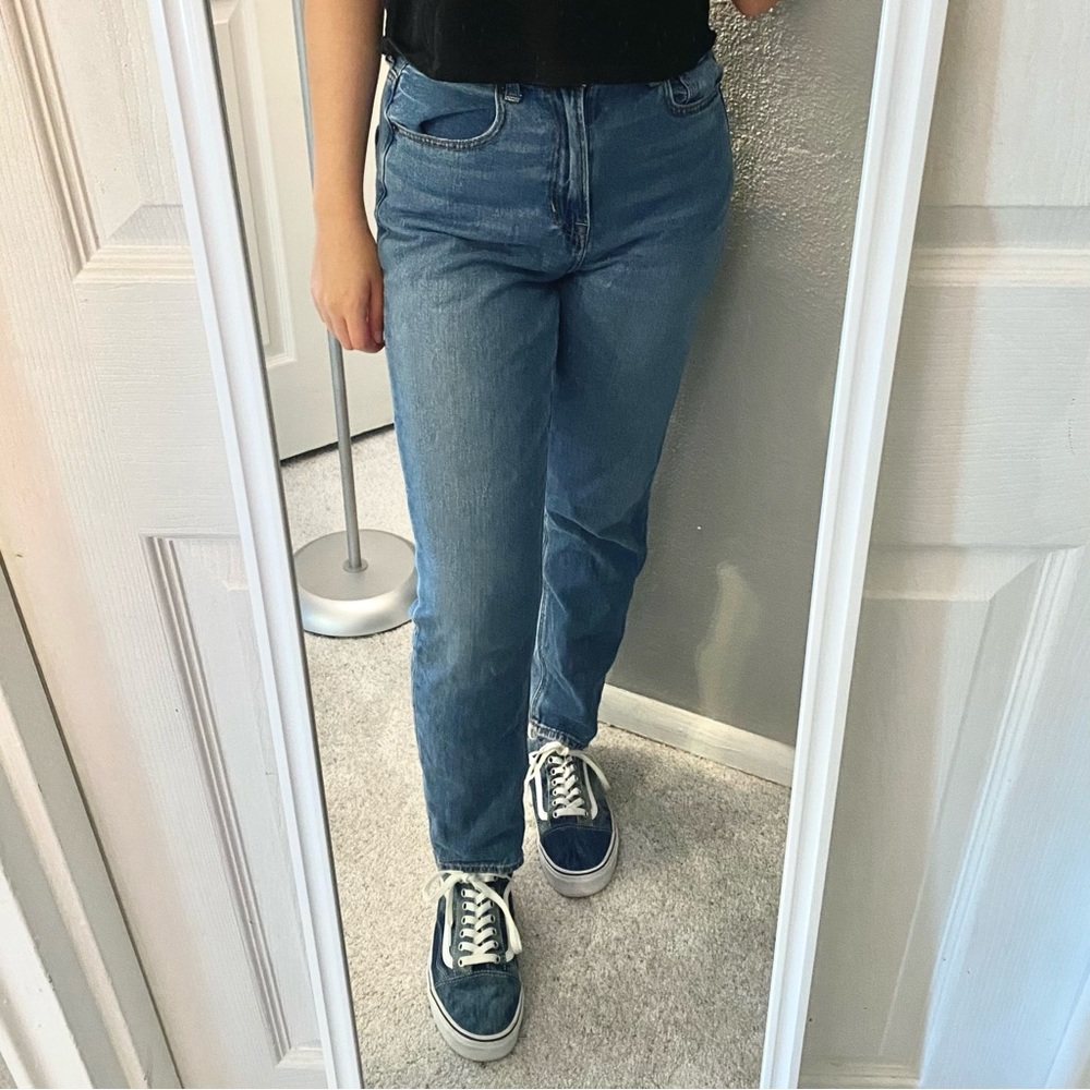 American Eagle Mom Jeans - Picture 2 of 2